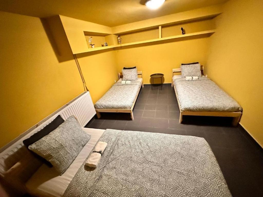 The M O D E R N C I T Y Spot Apartment Katowice Luaran gambar
